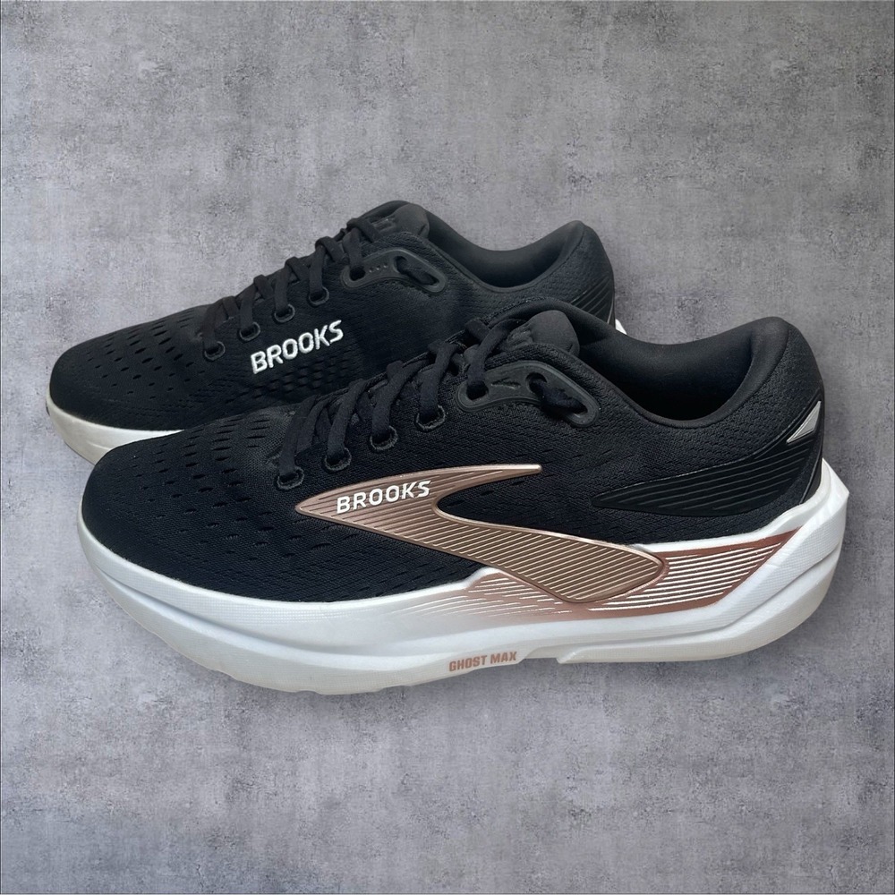 Brooks Black Ghost Max 3 Athletic Running Shoes Sneaker Womens 10 1204571D043 - Picture 3 of 9